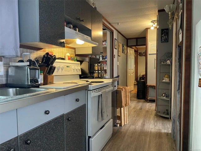 5 of 23 - 380 Martindale Rd 208, Parksville, BC