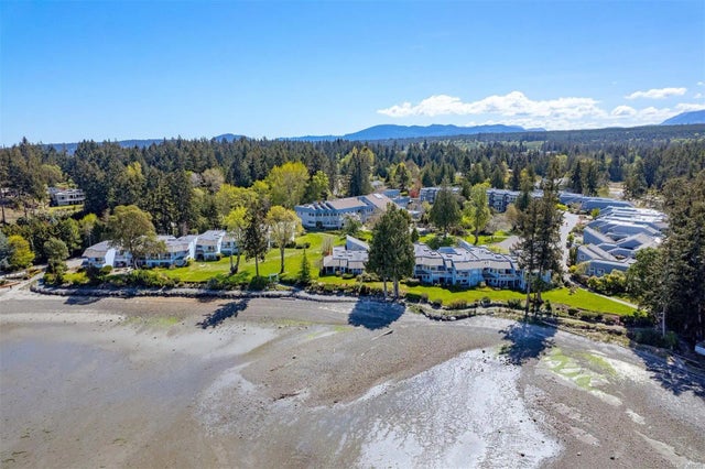 5 of 98 - 1600 Stroulger Rd 721, Nanoose Bay, BC