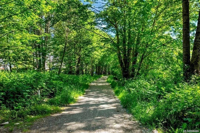 4 of 39 - 8033 Greendale Rd, Lake Cowichan, BC