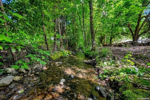 5 of 39 - 8033 Greendale Rd, Lake Cowichan, BC