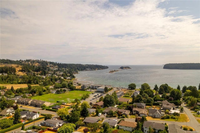 4 of 74 - 2835 Departure Bay Rd 101, Nanaimo, BC
