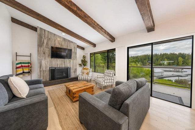 1 of 42 - 2585 Wyldewood Ave, Shawnigan Lake, BC