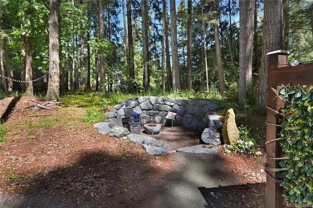 1 of 17 - Lt 25 Jeanette Ave, Gabriola Island, BC