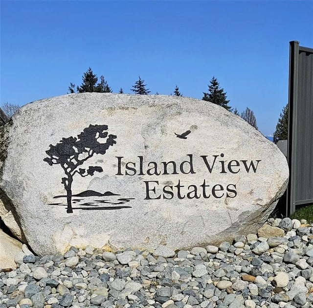 2 of 12 - Sl 1 Ocean Blue Pl, Lantzville, BC