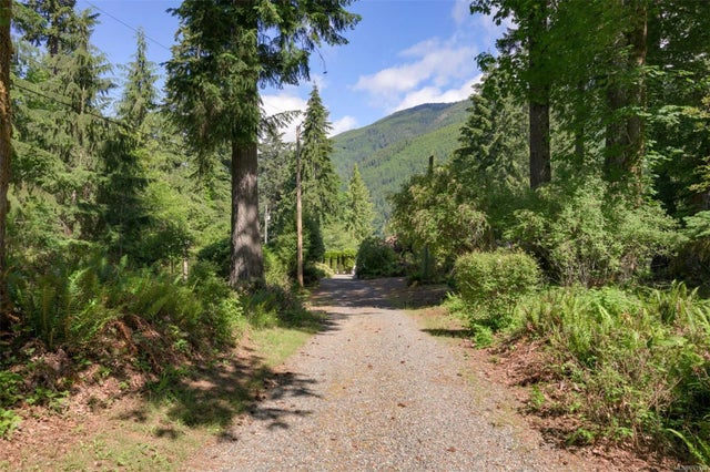 4 of 65 - 8250 Sa-seen-os Cres, Youbou, BC