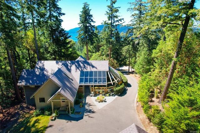 1 of 71 - 154 Cormorant Cres, Salt Spring, BC
