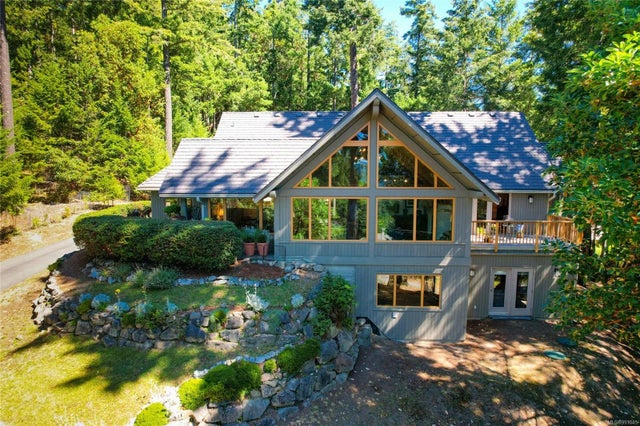2 of 71 - 154 Cormorant Cres, Salt Spring, BC