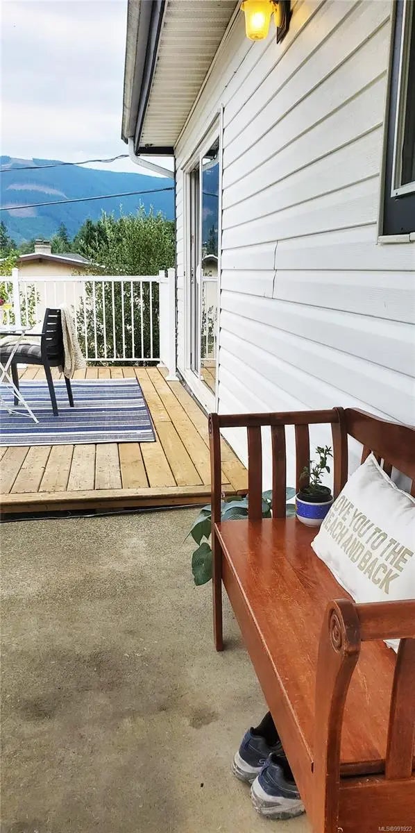 2 of 22 - 332 South Shore Rd, Lake Cowichan, BC