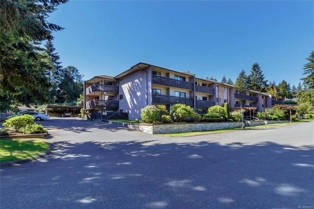 1 of 46 - 130 Sunningdale Rd E 211, Qualicum Beach, BC