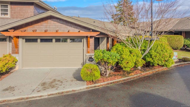 3554 Goodrich Rd, Nanoose Bay