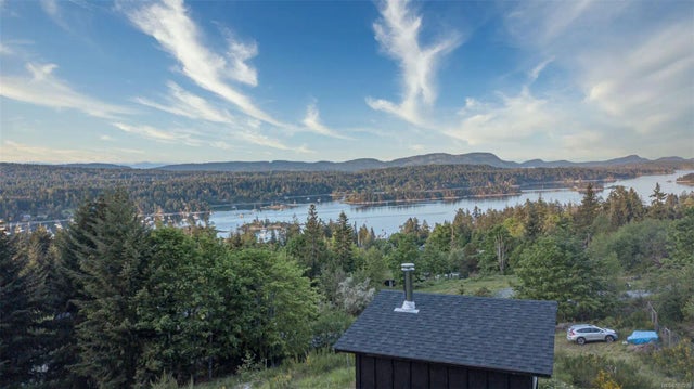 3 of 6 - 125 Bishops Walk Rd, Salt Spring, BC