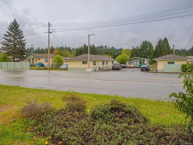 2 of 30 - 3330/3344 Johnston Rd, Port Alberni, BC