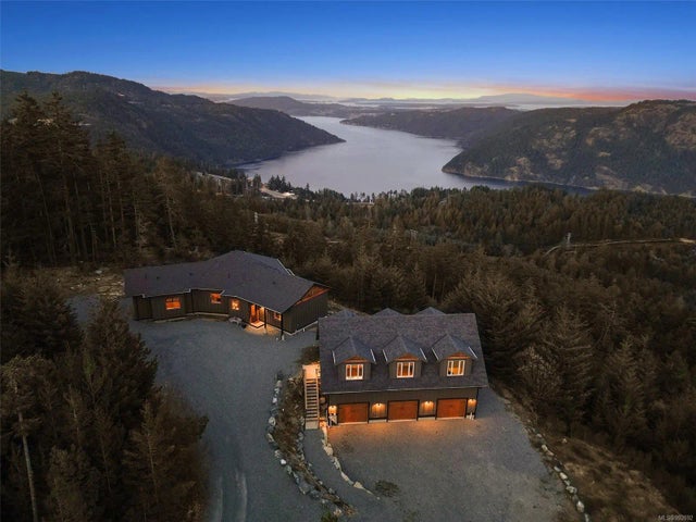 1 of 47 - 1490 Finlayson View Pl, Shawnigan Lake, BC