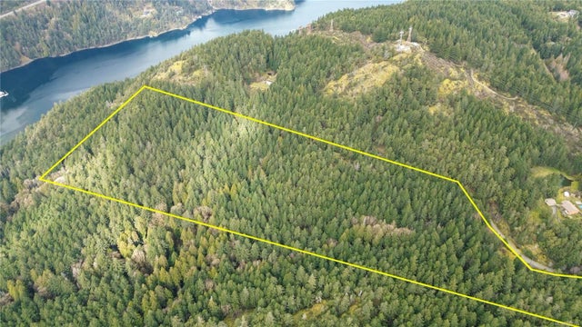 1 of 26 - 1026 Viart Rd, Highlands, BC