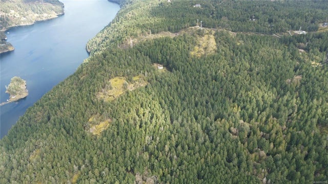 4 of 26 - 1026 Viart Rd, Highlands, BC