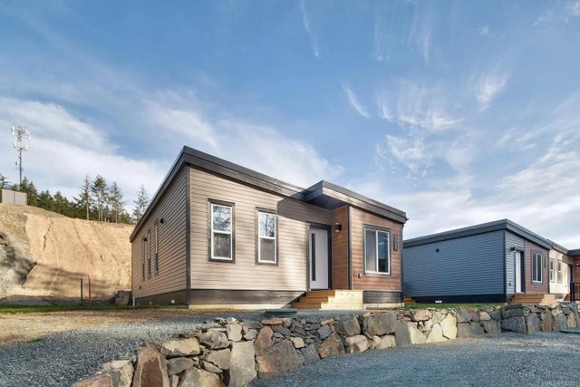 2 of 32 - 3499 Henry Rd 106, Chemainus, BC