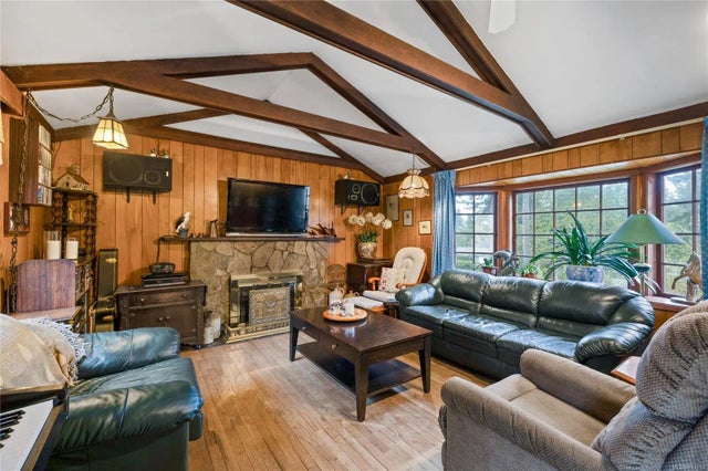 5 of 33 - 218 Sunningdale Rd E, Qualicum Beach, BC