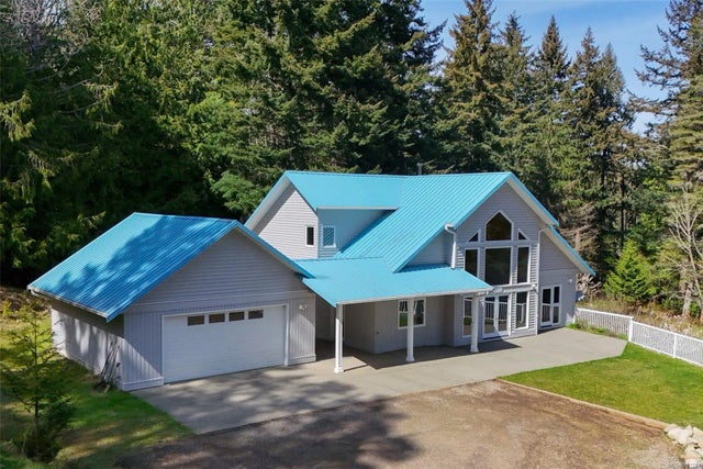 1 of 69 - 212 Hamilton-horne Way, Salt Spring, BC