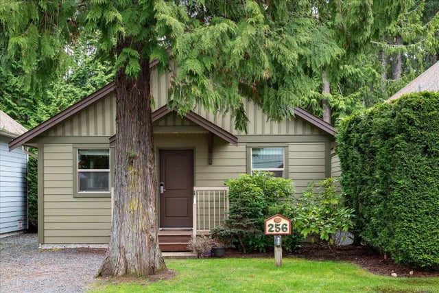 1 of 29 - 1130 Resort Dr 256, Parksville, BC