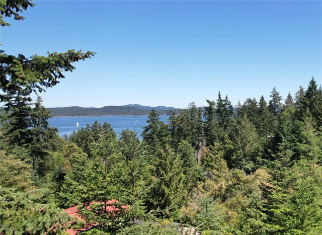 2 of 13 - Lot 22 Beddis Rd, Salt Spring, BC