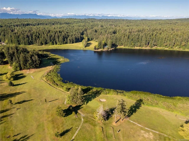2 of 71 - 909 South Rd, Gabriola Island, BC