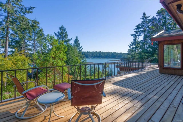 4 of 14 - 1361 Sturdies Bay Rd, Galiano Island, BC