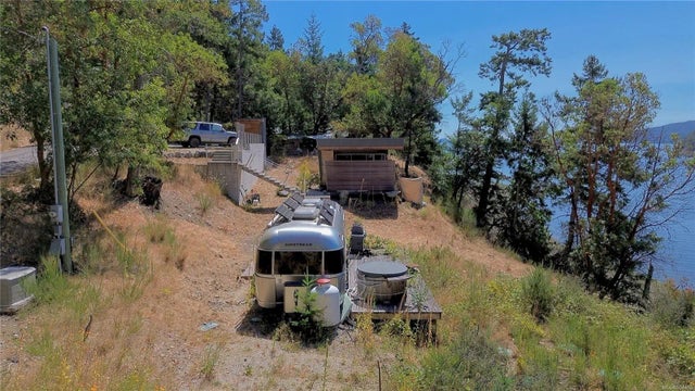 2 of 23 - 240 Old Scott Rd, Salt Spring, BC