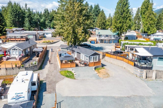 4 of 34 - 8389 Sa-seen-os Rd 60, Youbou, BC