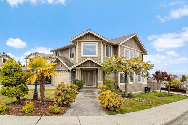 1 of 77 - 5667 Muggies Way, Nanaimo, BC