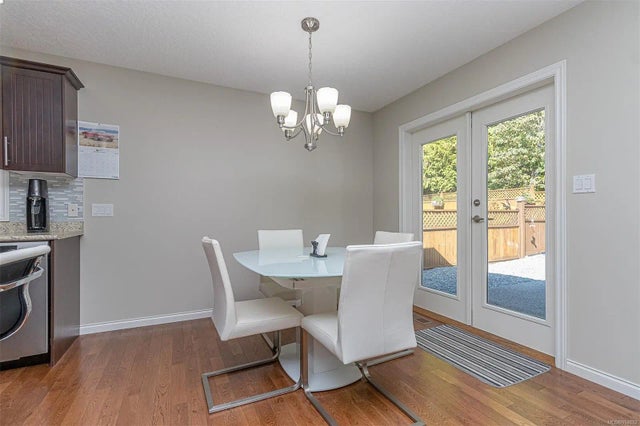 5 of 50 - 3335 Cook St, Chemainus, BC