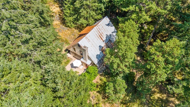2 of 52 - 185 Bulman Rd, Salt Spring, BC