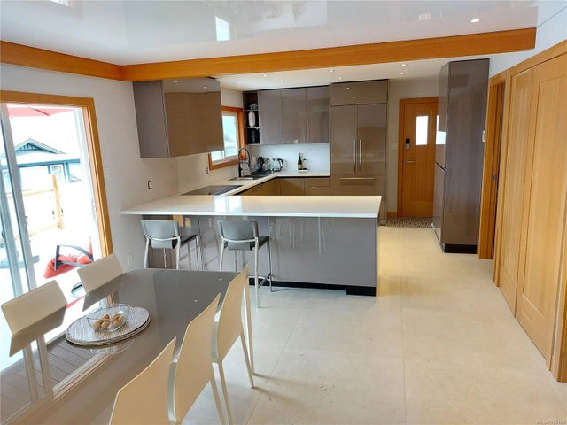 5 of 18 - 1721 Wilmot Rd, Cowichan Bay, BC