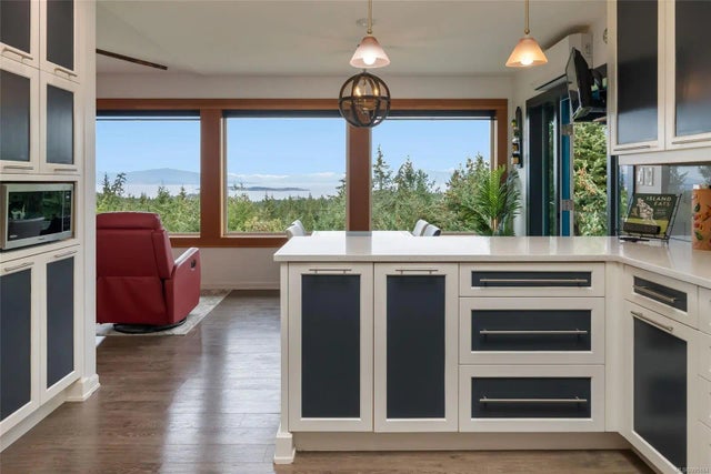 4 of 54 - 2311 Mate Pl, Nanoose Bay, BC