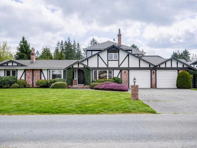 1 of 40 - 1899 Hovey Rd, Central Saanich, BC