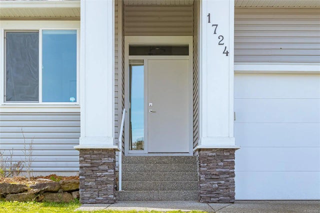 3 of 27 - 1724 Harambe Way, Nanaimo, BC