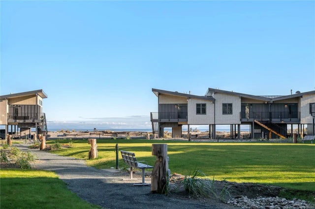 2 of 34 - 9022 Clarkson Ave 4, Black Creek, BC