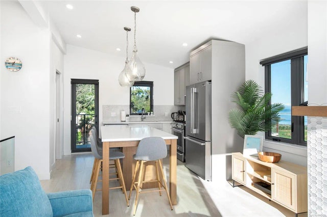 3 of 34 - 9022 Clarkson Ave 4, Black Creek, BC