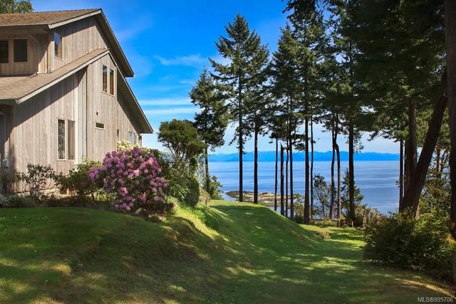 2 of 25 - 1180 Berry Point Rd, Gabriola Island, BC
