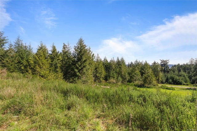 5 of 20 - 143 Blue Stone Dr, Salt Spring, BC