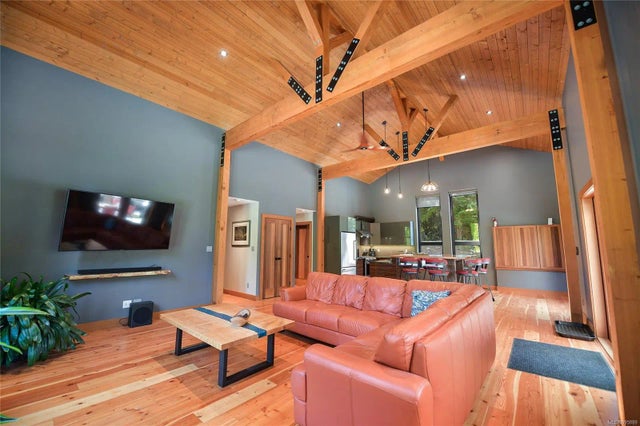 3 of 51 - 17176 Osprey Pl, Port Renfrew, BC