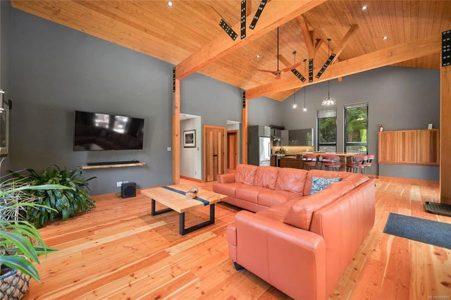 4 of 51 - 17176 Osprey Pl, Port Renfrew, BC