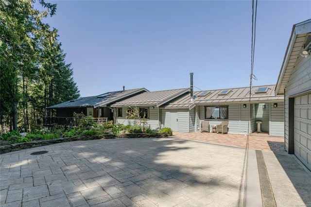 1 of 60 - 234 Wilkie Way, Salt Spring, BC