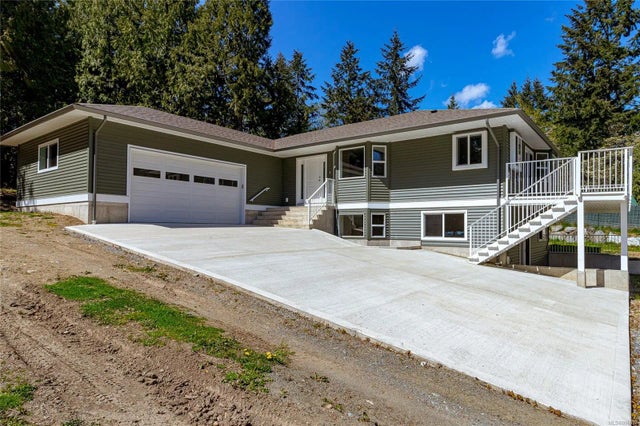 1 of 63 - 2582 Shawnigan Lake Rd, Shawnigan Lake, BC