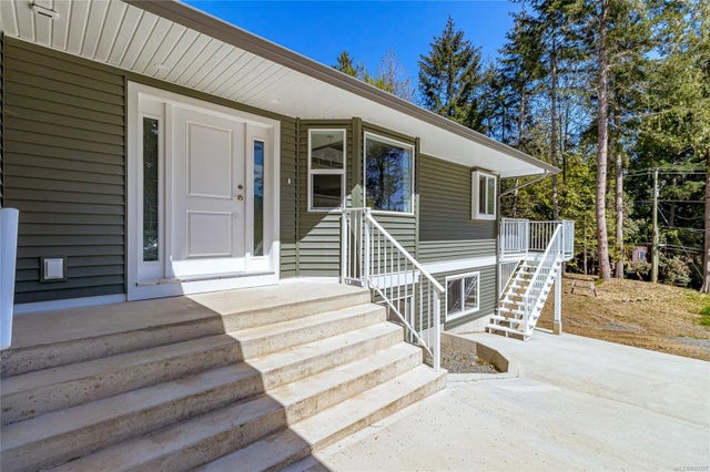 3 of 63 - 2582 Shawnigan Lake Rd, Shawnigan Lake, BC