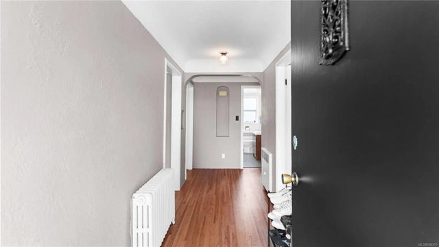 4 of 43 - 903 Shirley Rd, Esquimalt, BC