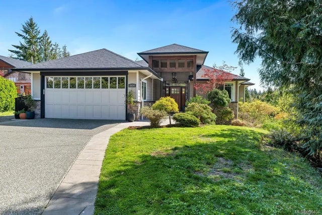 1 of 66 - 2624 Warmland Pl, Shawnigan Lake, BC