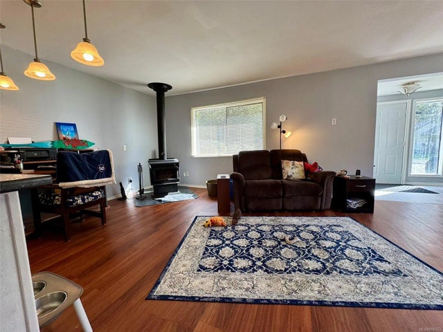 5 of 34 - 123 Maquinna Ave, Zeballos, BC