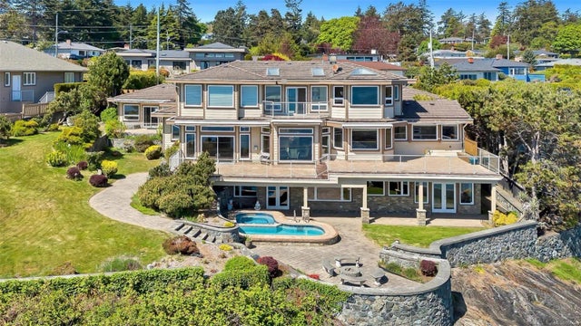 3 of 92 - 4461 Shore Way, Saanich, BC