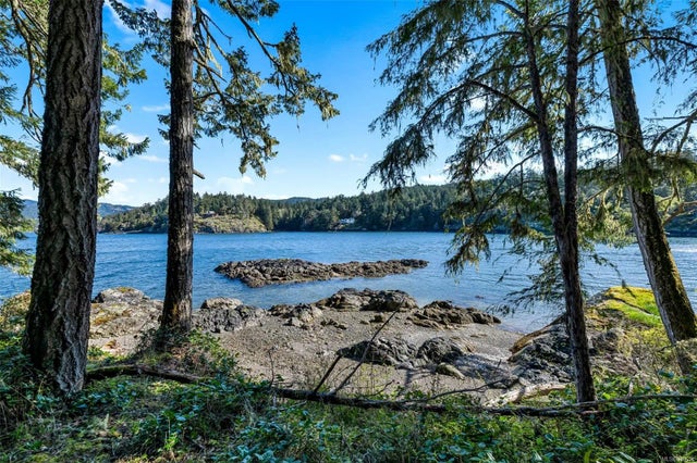 3 of 99 - 998 Gillespie Rd, Sooke, BC