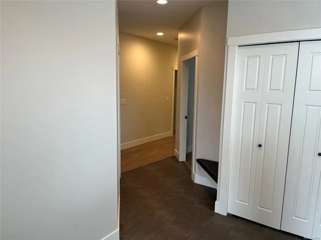 3 of 31 - 3073 Neyland Rd, Nanaimo, BC